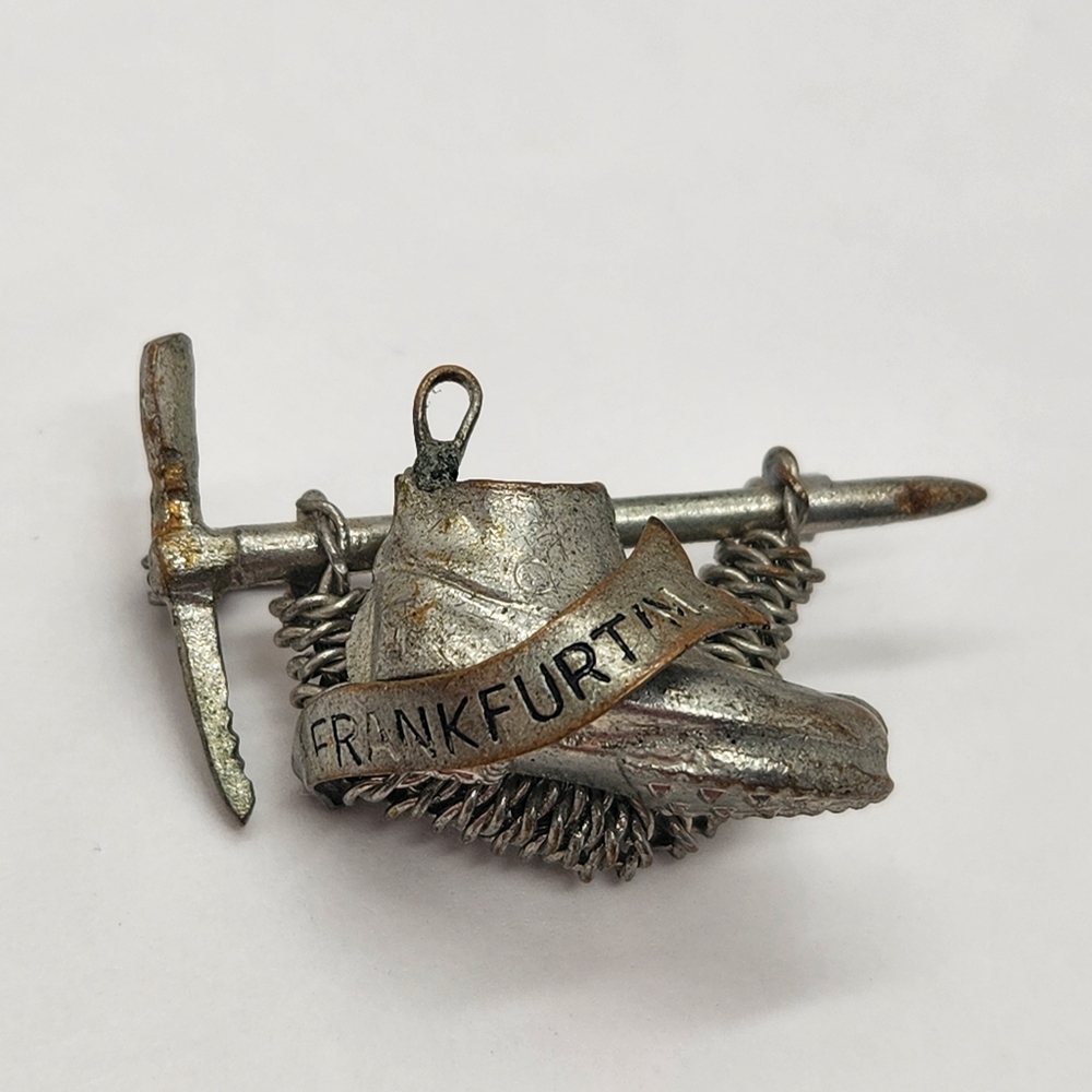 Vintage 70s hiking hat pin pewter Germany Frankfurt Octoberfest walking brooch